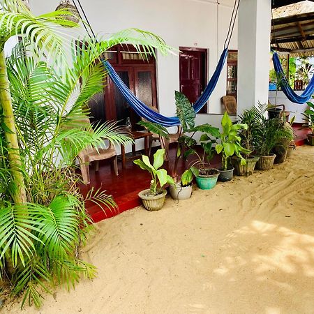 Tropicana Home Stay Arugam Bay Exteriér fotografie