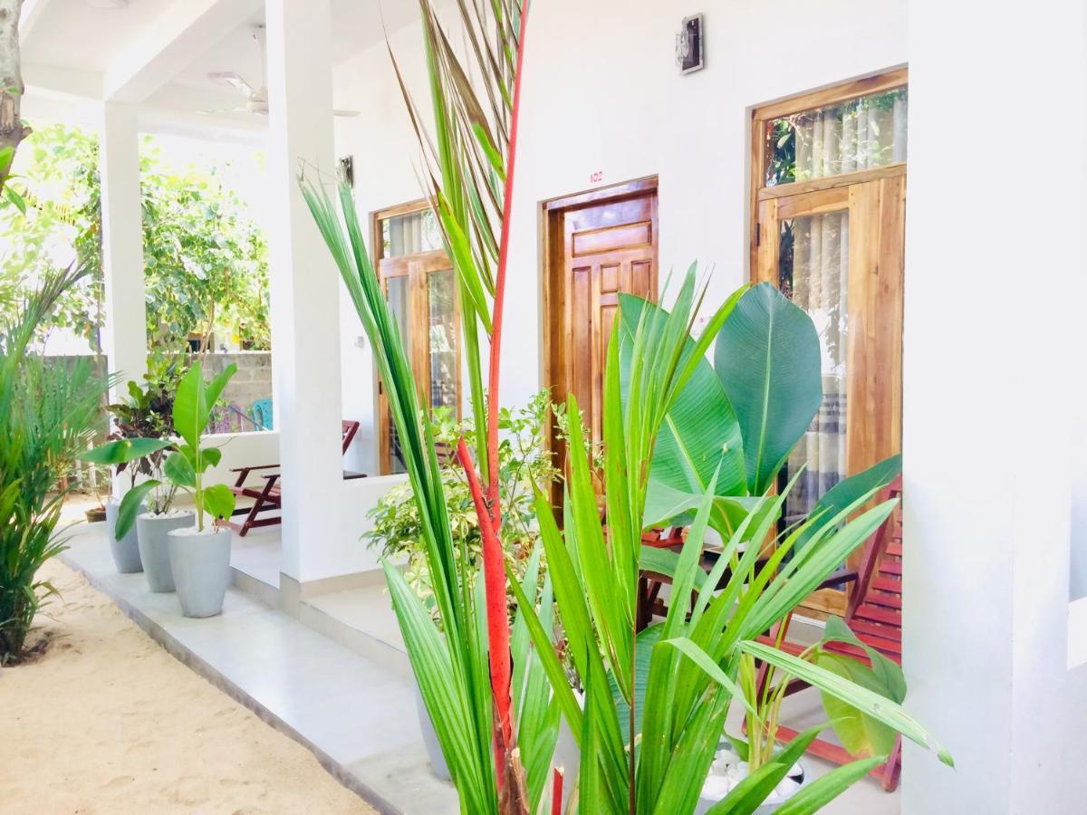 Tropicana Home Stay Arugam Bay Exteriér fotografie