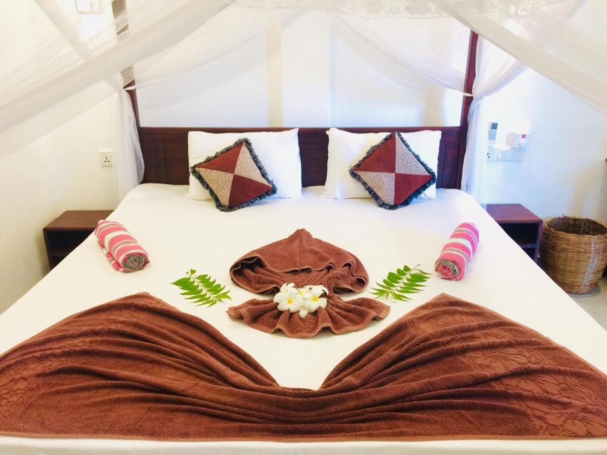 Tropicana Home Stay Arugam Bay Exteriér fotografie