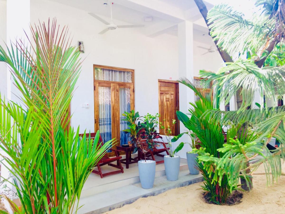 Tropicana Home Stay Arugam Bay Exteriér fotografie